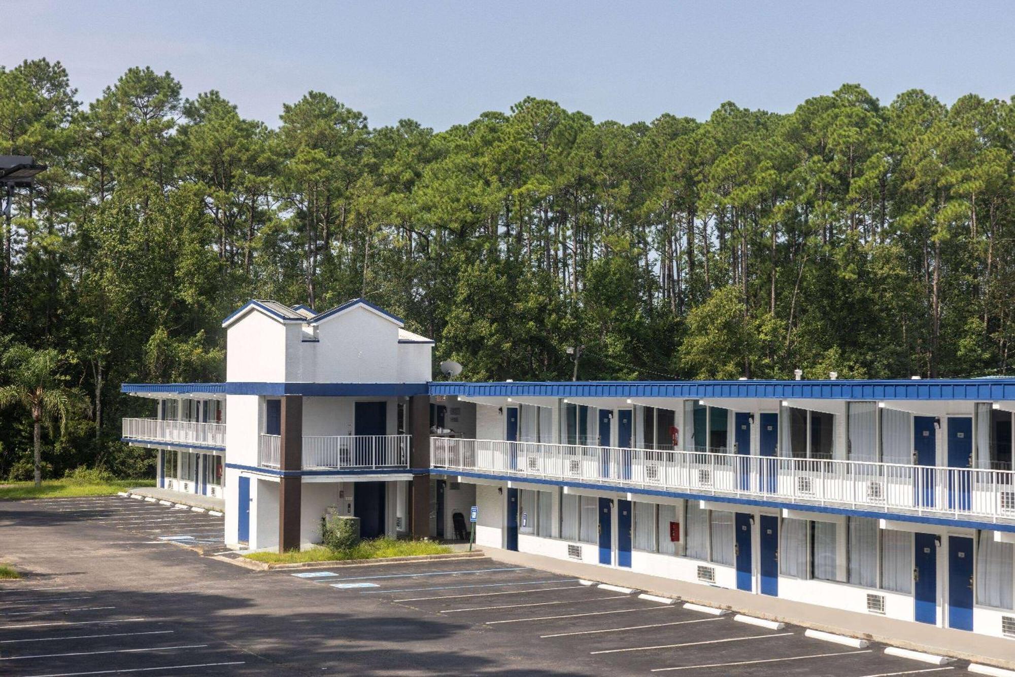 Travelodge By Wyndham Kingsland Ga Экстерьер фото